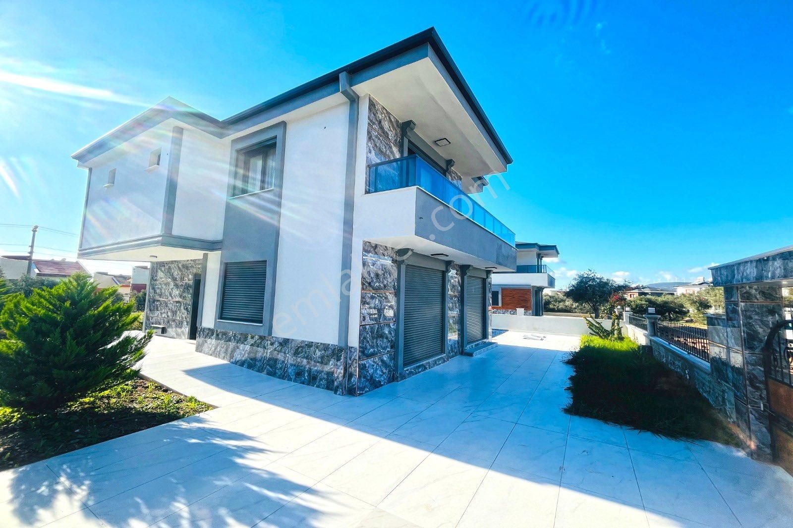 Didim Akbük Te Satılık 4+1 Müstakil Havuzlu Villa