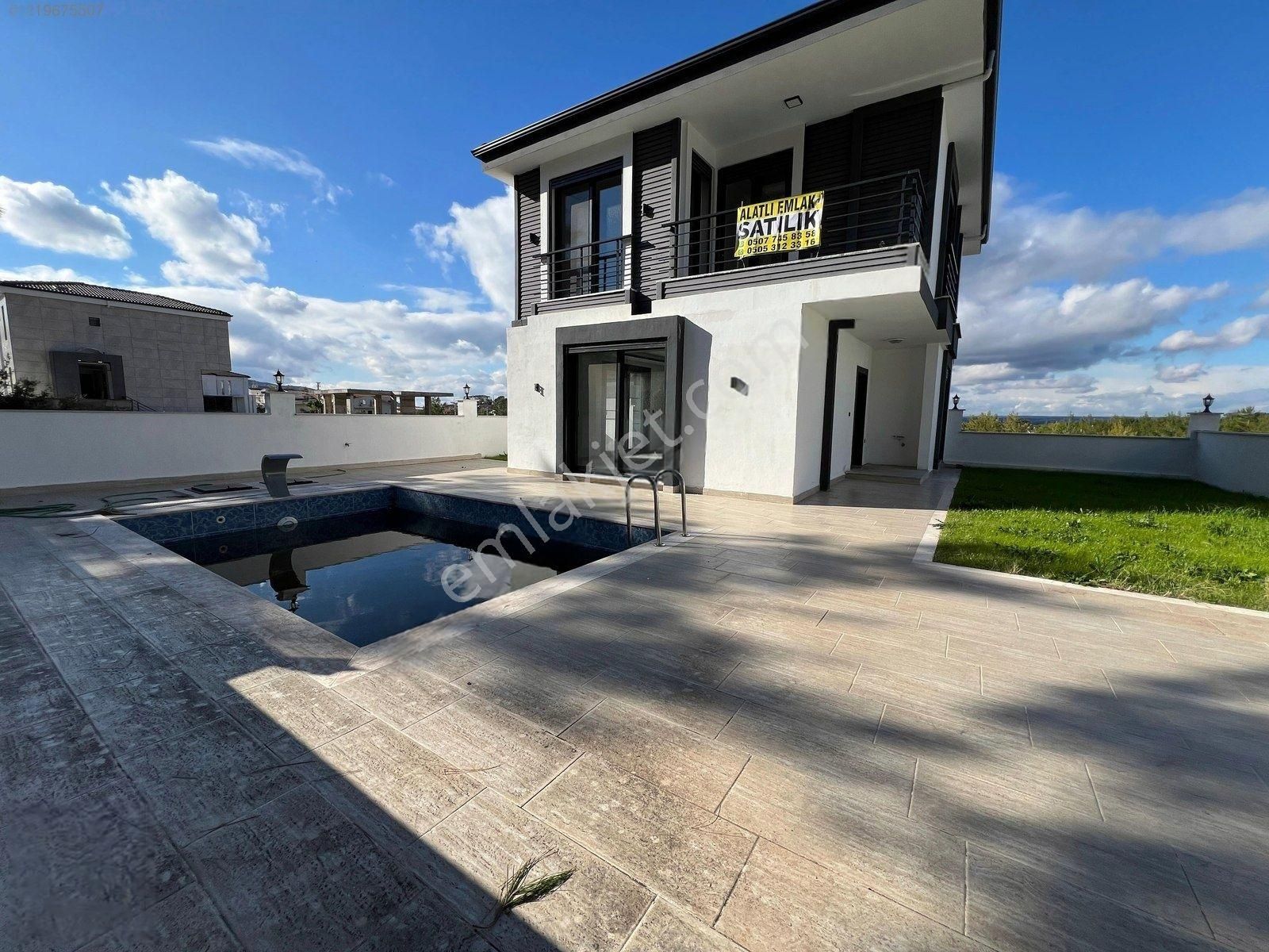 Akbük'te Tam Müstakil Doğa İçinde Havuzlu Villa - Görsel 16