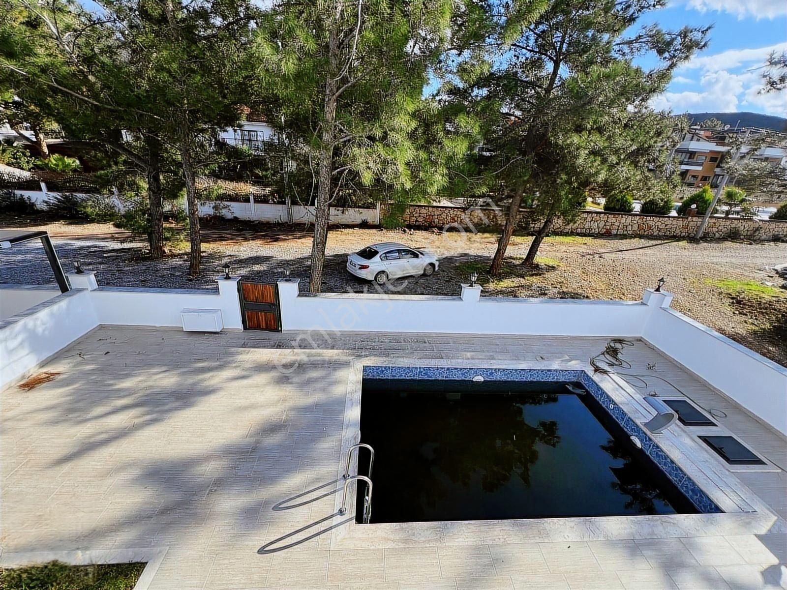 Akbük'te Tam Müstakil Doğa İçinde Havuzlu Villa - Görsel 25