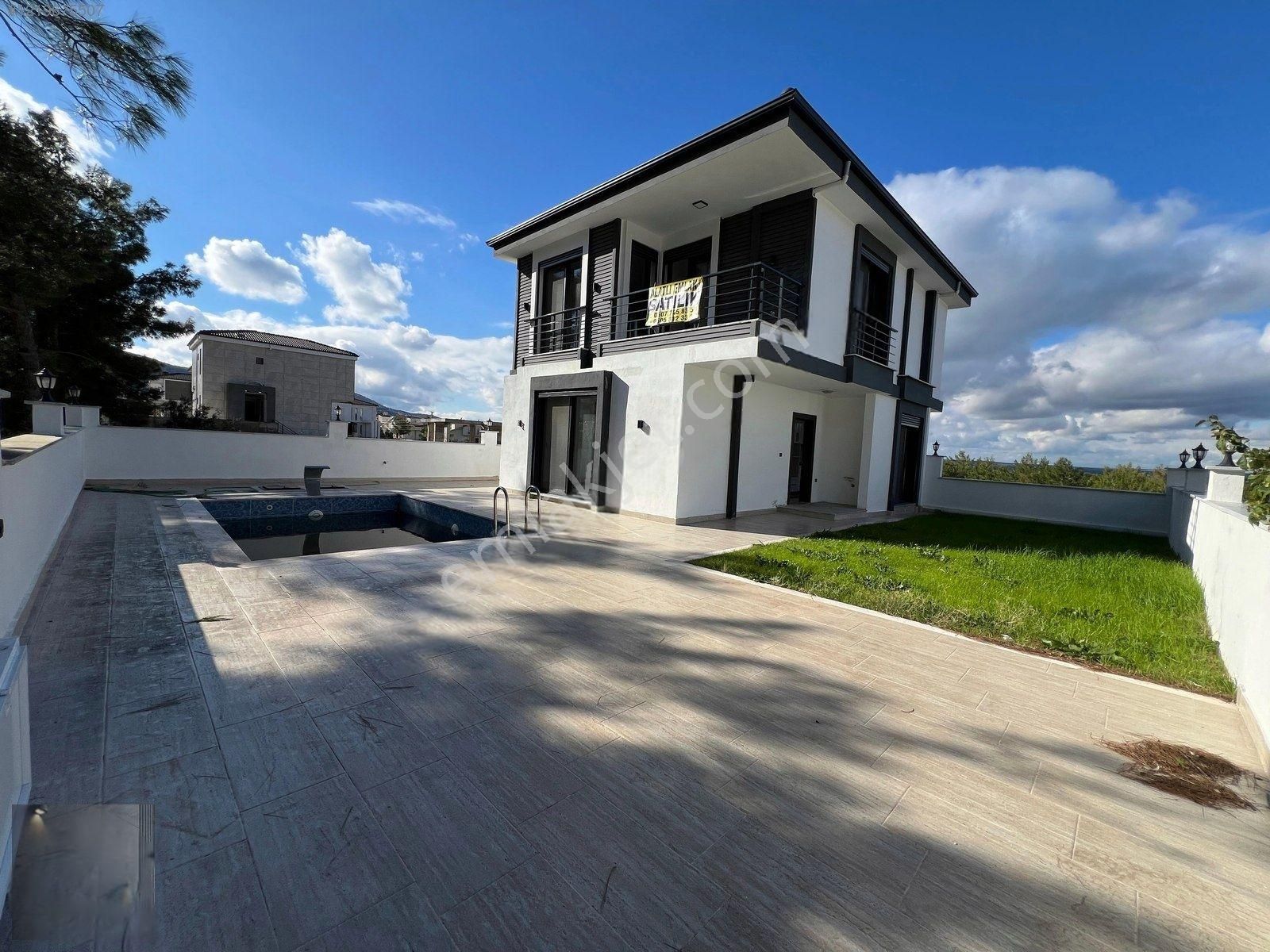 Akbük'te Tam Müstakil Doğa İçinde Havuzlu Villa - Görsel 20