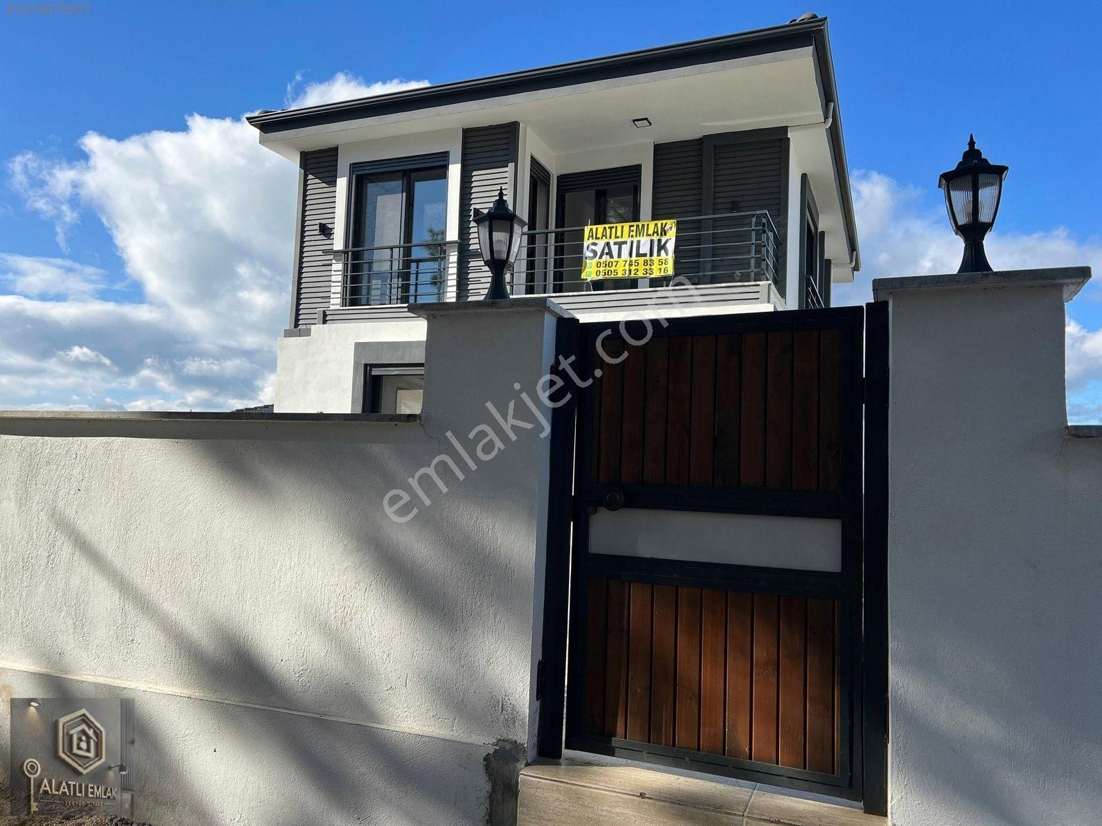 Akbük'te Tam Müstakil Doğa İçinde Havuzlu Villa - Görsel 17