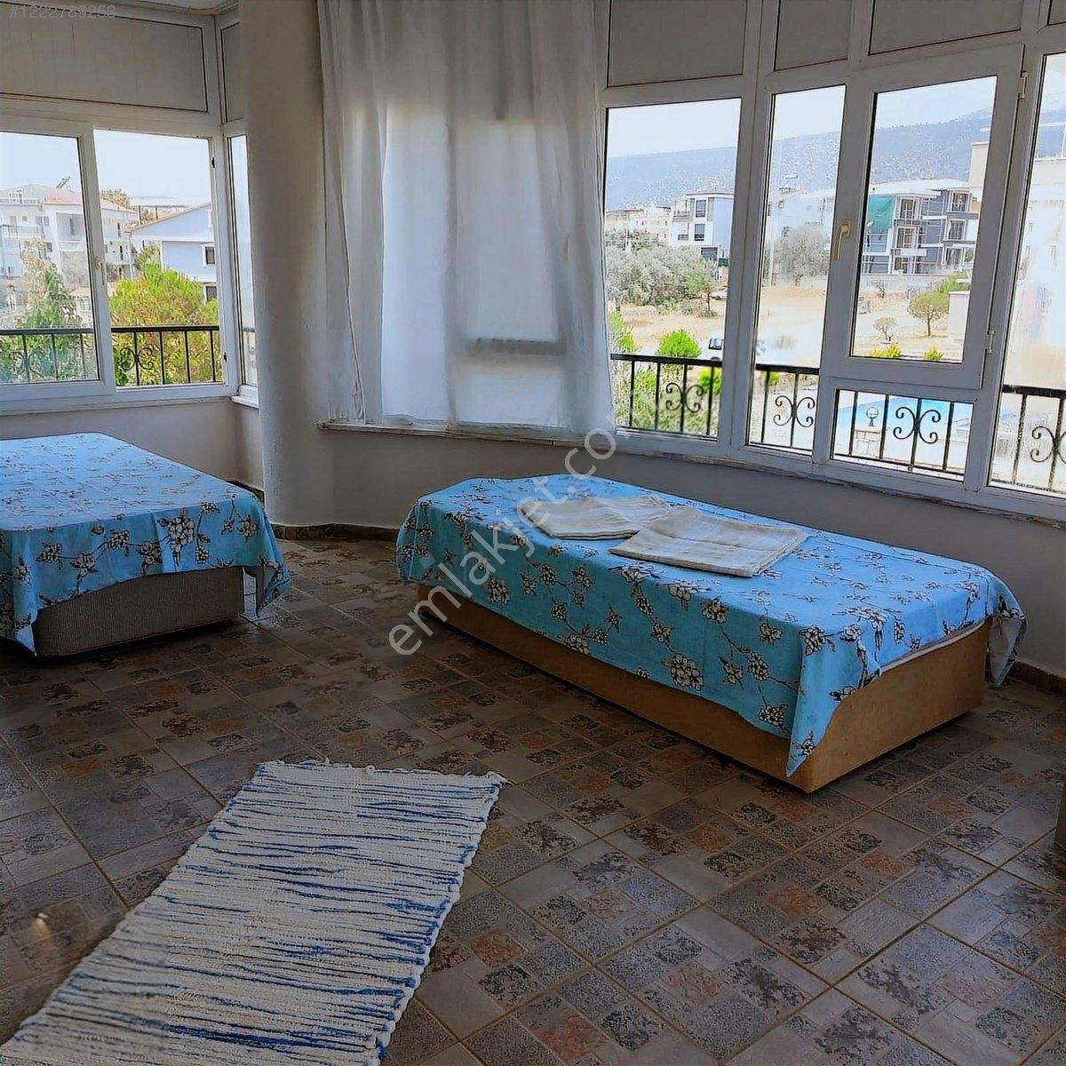 Akbük'te Doğa Manzaralı Büyük Balkonlu Eşyalı 3+1 Satılık Daire - Görsel 18