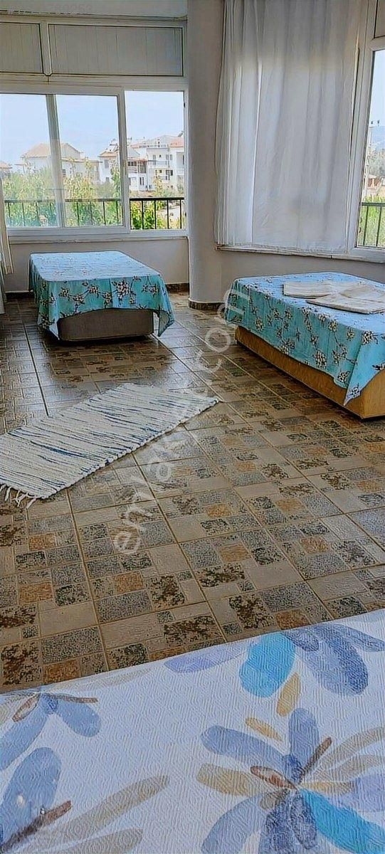 Akbük'te Doğa Manzaralı Büyük Balkonlu Eşyalı 3+1 Satılık Daire - Görsel 16