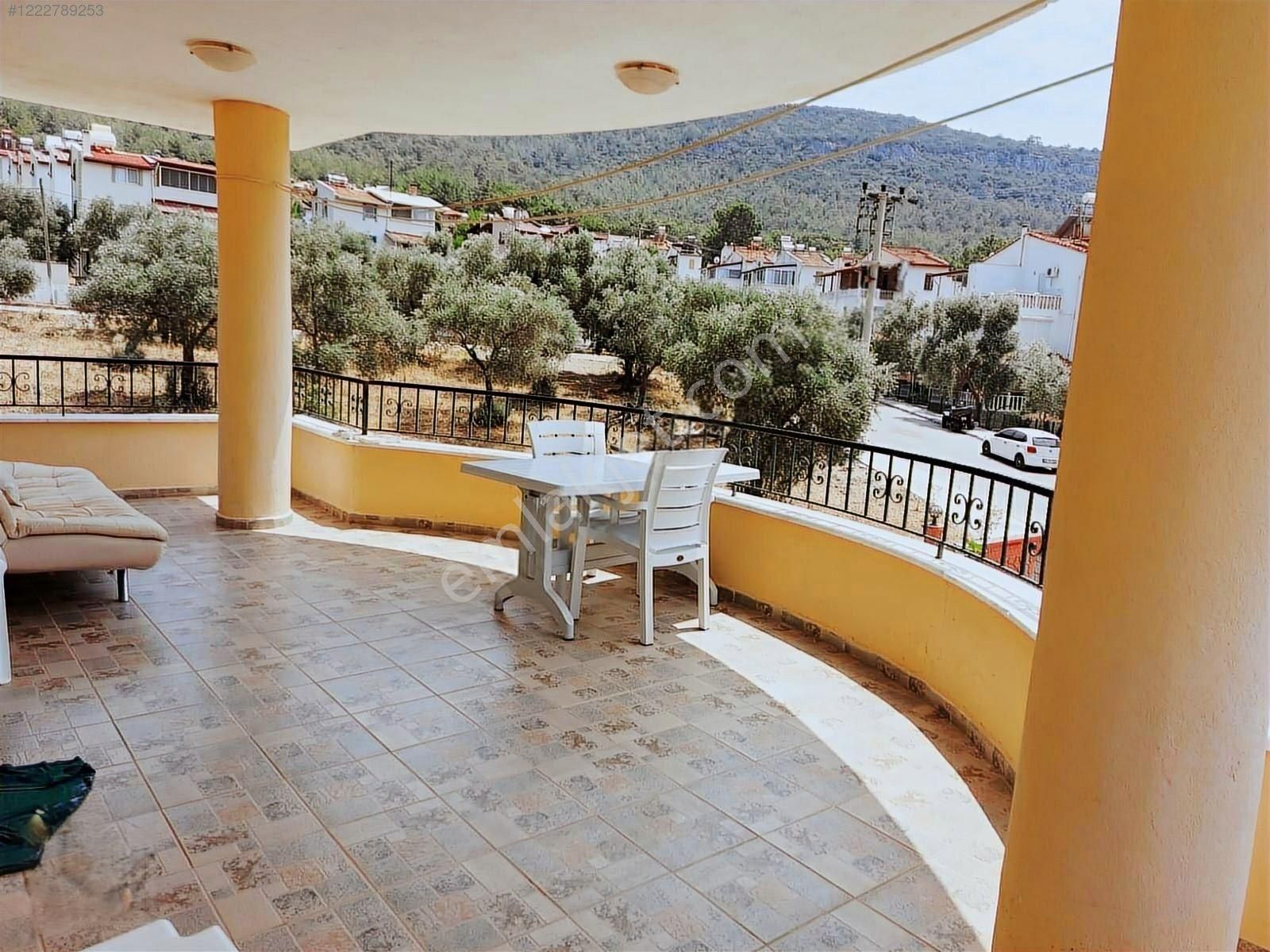 Akbük'te Doğa Manzaralı Büyük Balkonlu Eşyalı 3+1 Satılık Daire - Görsel 23