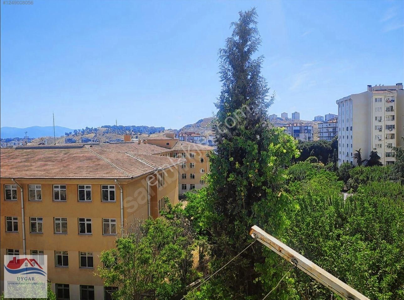 Karşıyaka Zübeydehanım Toki Konutları Kiralık Arakat 2+1 Daire
