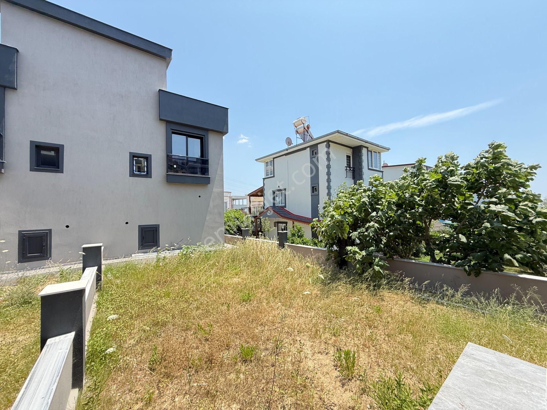 Seferihisar Doğanbeyde Satılık 3+1 Deniz Manzaralı Bahçeli Villa - Görsel 5