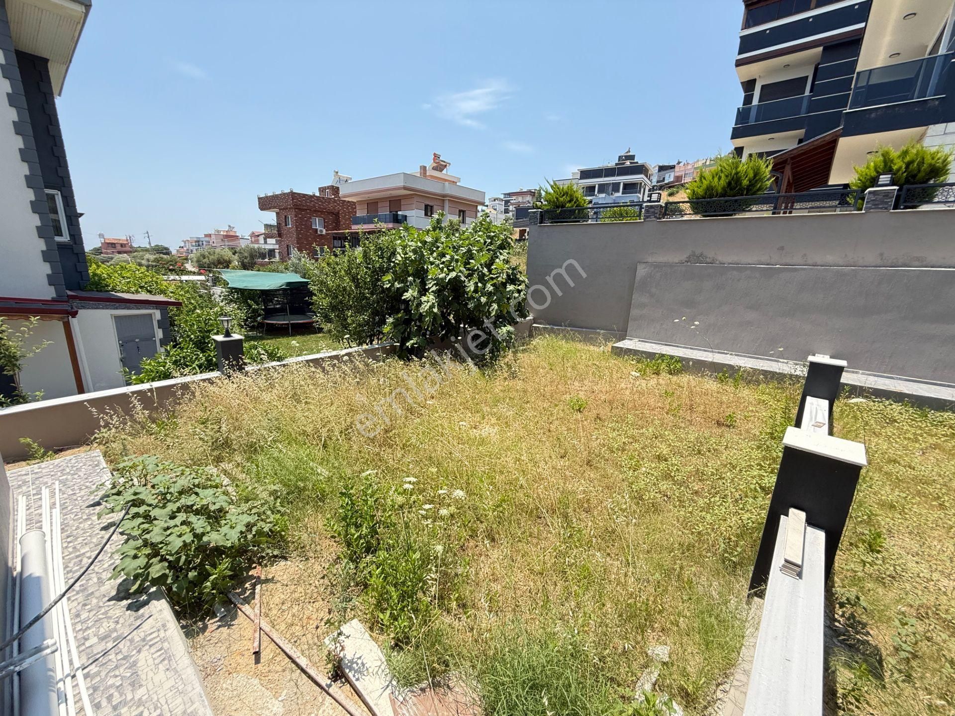 Seferihisar Doğanbeyde Satılık 3+1 Deniz Manzaralı Bahçeli Villa - Görsel 4