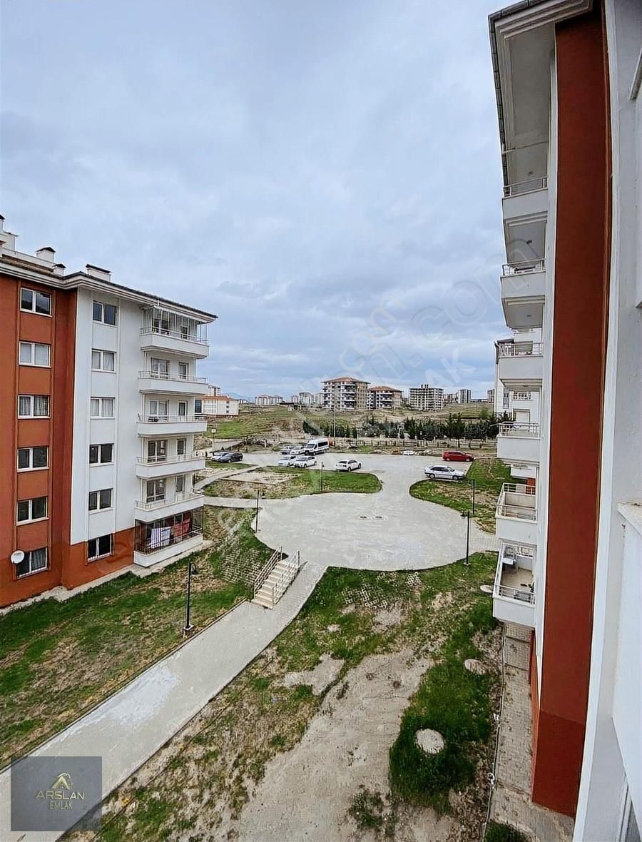 Arslan'dan Satılık 3+1 Katta Daire