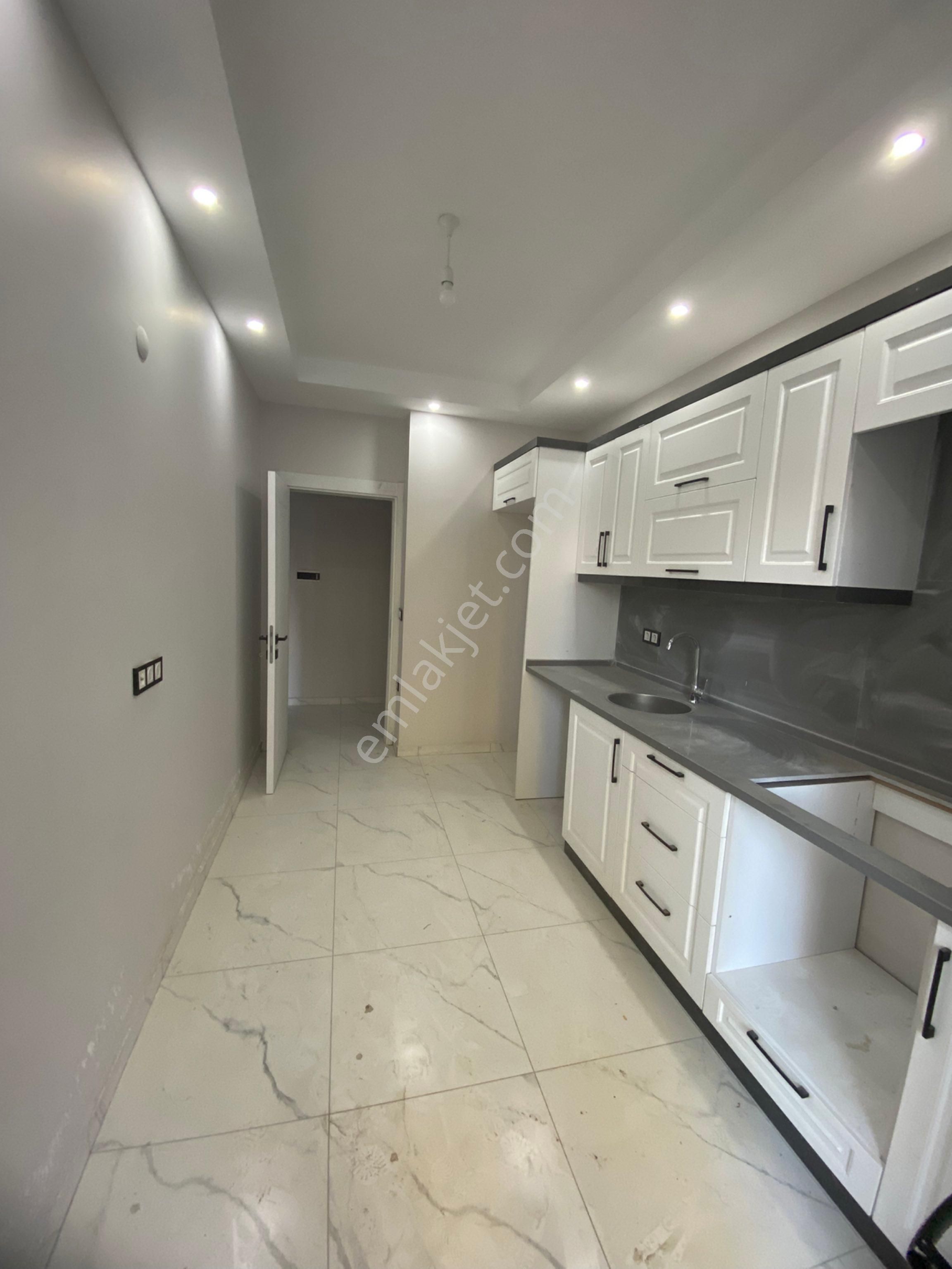 Sökede Satılık 2+1 Ayrı Mutfak Doğalgazlı Daire