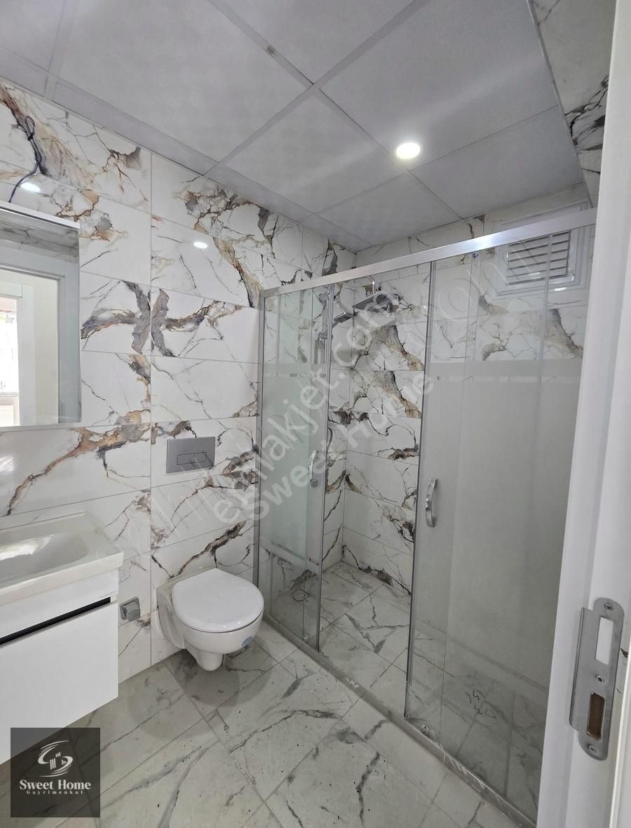 Bahçelievler Yenibosna'da Otoparklı Satılık 2+1 Sıfır Daire - Görsel 16