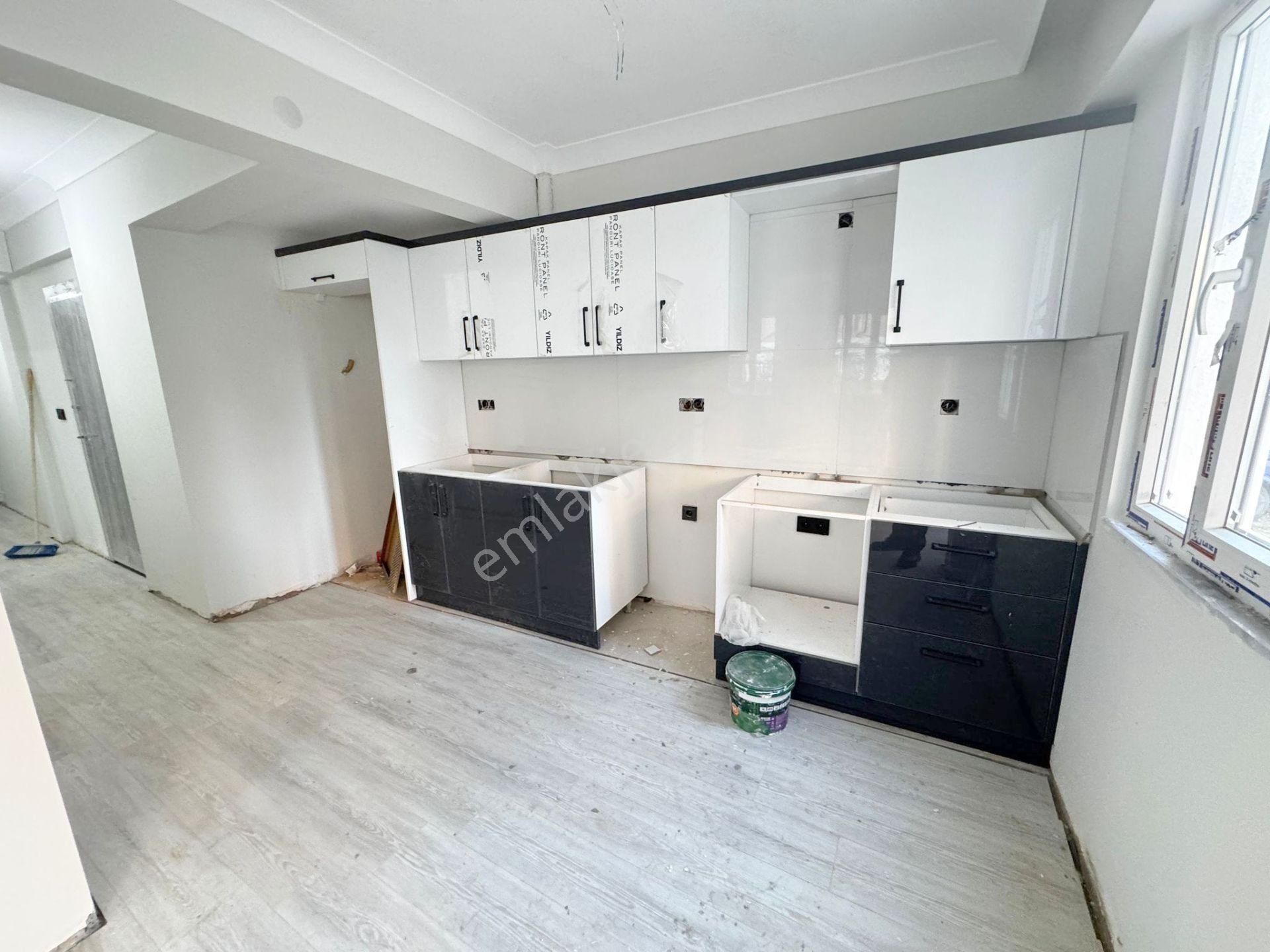 ▇mars'tan Akçay'da Bahçe Kullanımlı Geniş Masrafsız 3+1 Daire