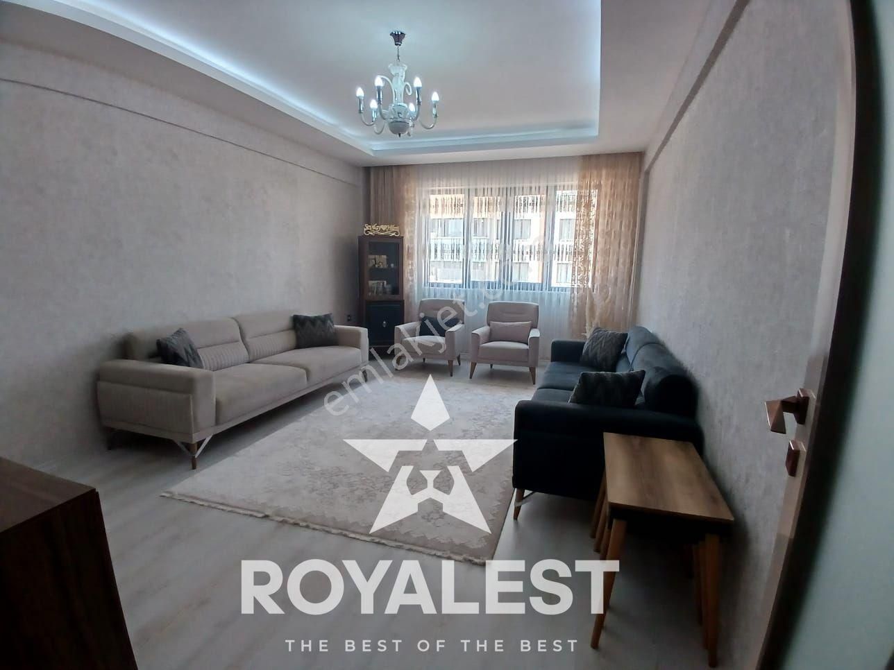 Royalest'ten İbn-i Sina'da Ultra Lüks Oturuma Hazır 2.5+1