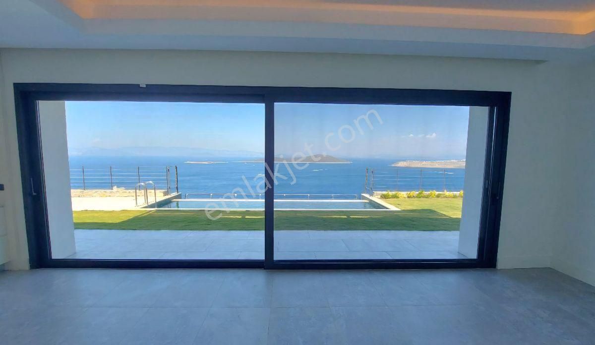 Bodrum Gündoğanda Satılık Özel Plajlı Sitede Tek Katlı Özel Havuzlu Deniz Manzaralı Sıfır Villa - Görsel 5