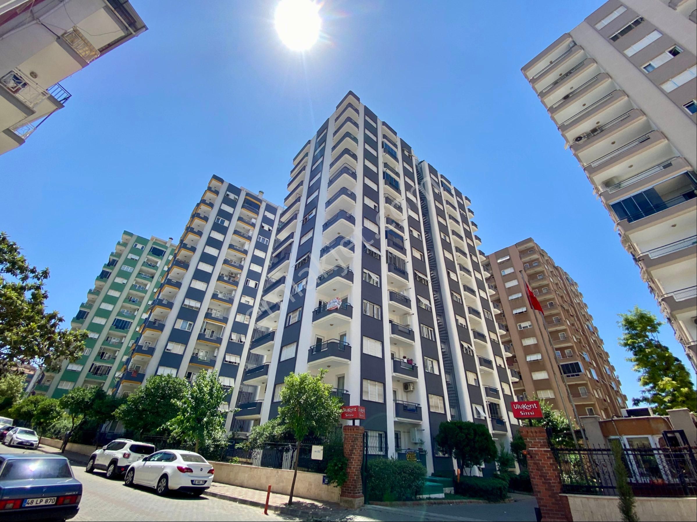 Eab’den Aydın Kiralık 3+1 180 M2 3.kat Cumhuriyet Mah. Site İçinde Doğalgazlı Daire