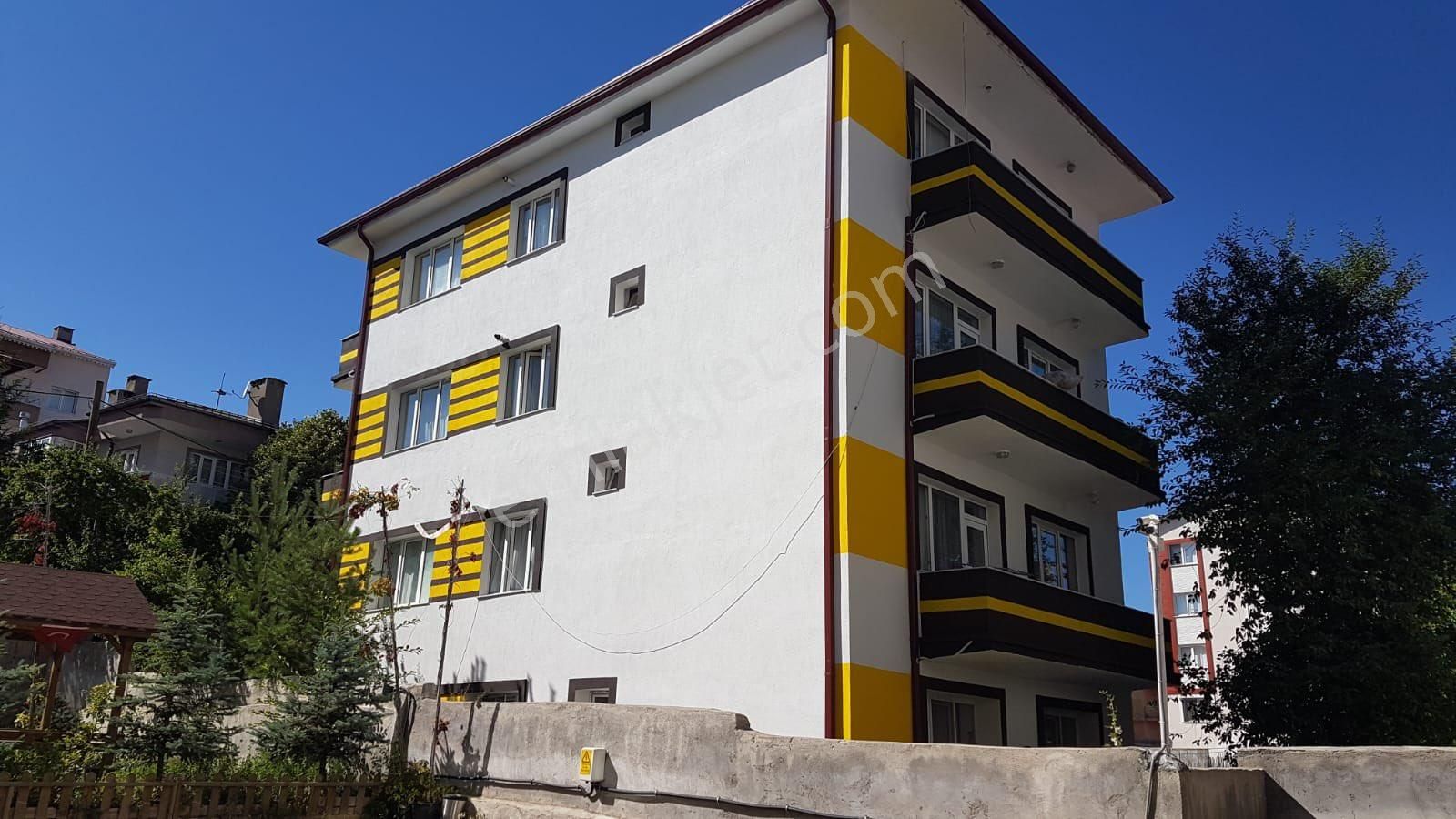 4 Eylüde 4 Katlı Ev