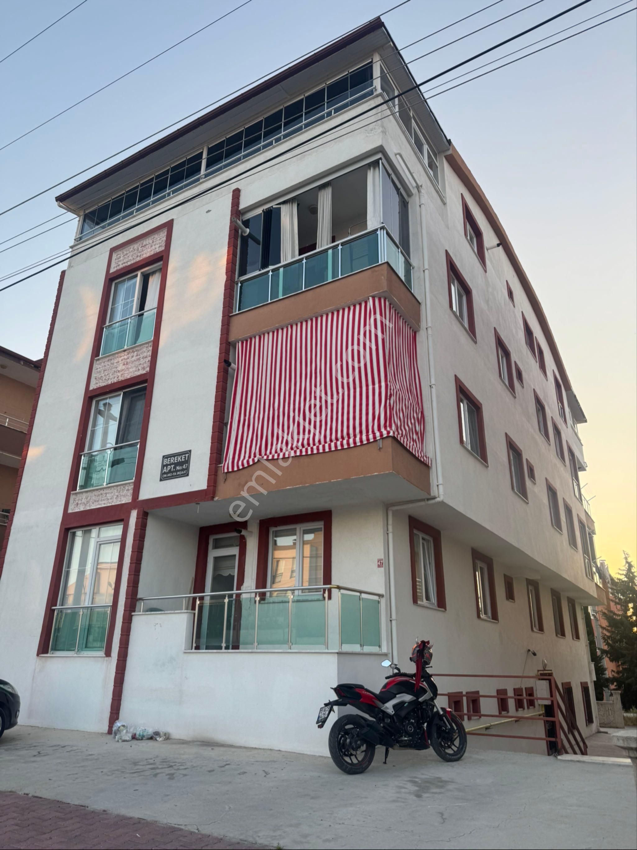 Burdur Merkez Menderes Mahallesinde 2+1 Kiralık Yeni Daire