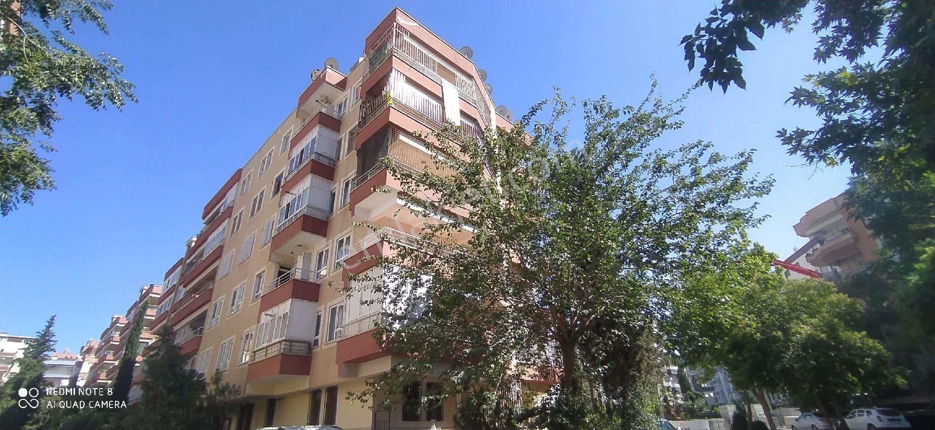 Eryavuz Dan Karaköprü Merkezi Yerde Eyyüp Koç Sağlık Ocağı Karşısı,ful,yıllık Peşin,bahçeli