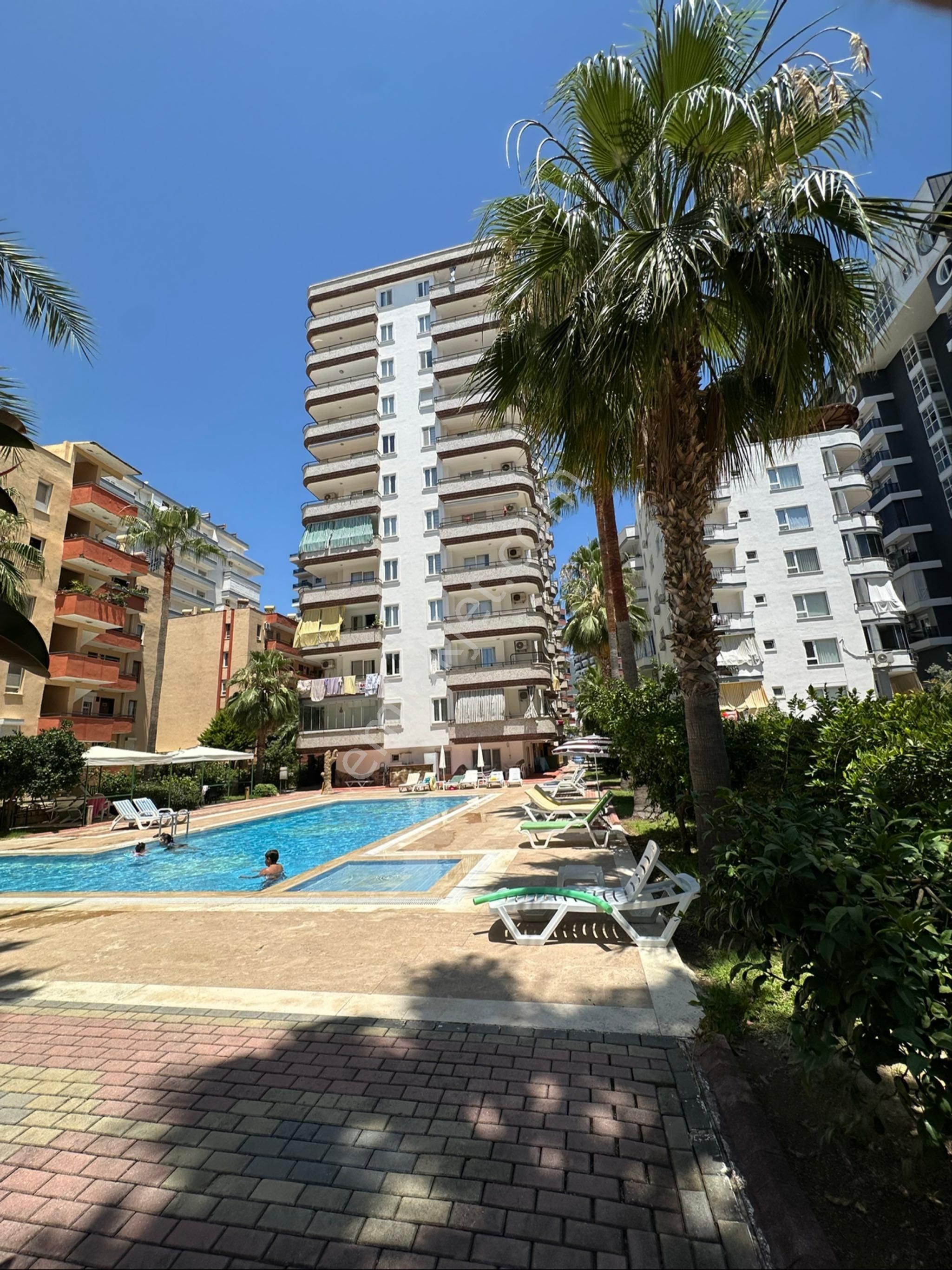 Satılık Mahmutlar Merkezde Şahane 3+1 Daire