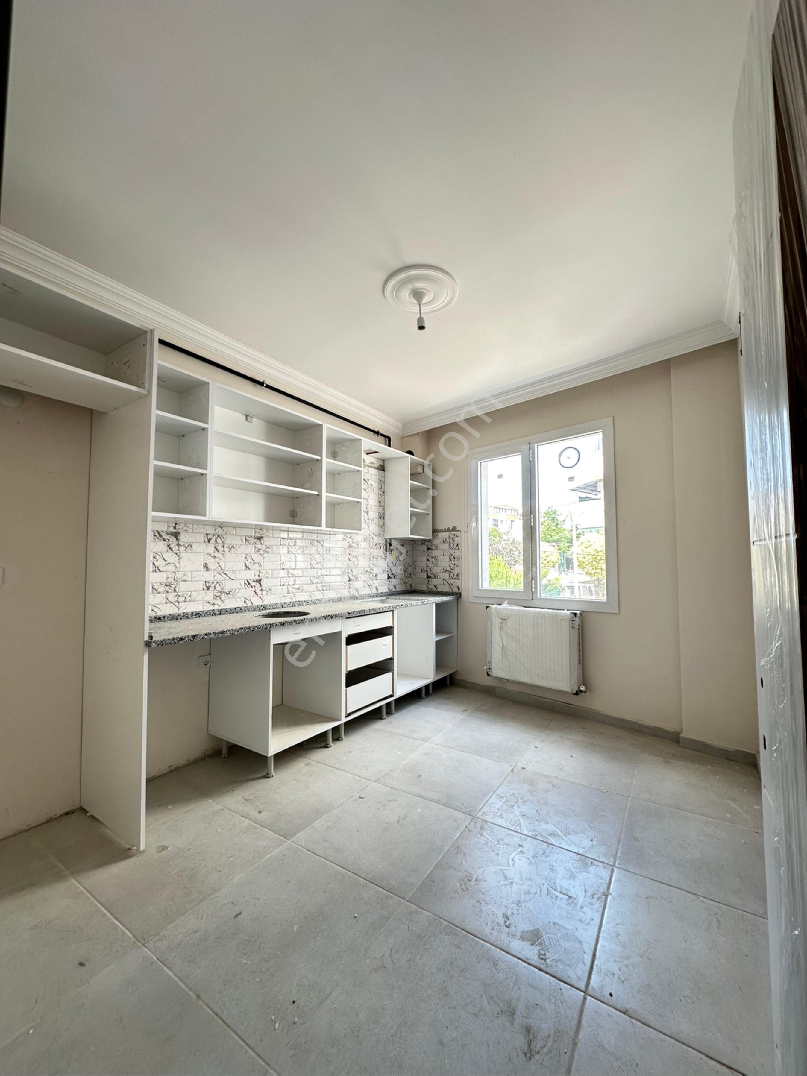 Manisa Keçiliköy Mah.3+1 135m2 Fullüx Sıfır Binada Satılık Arakat Daire Fırsatı