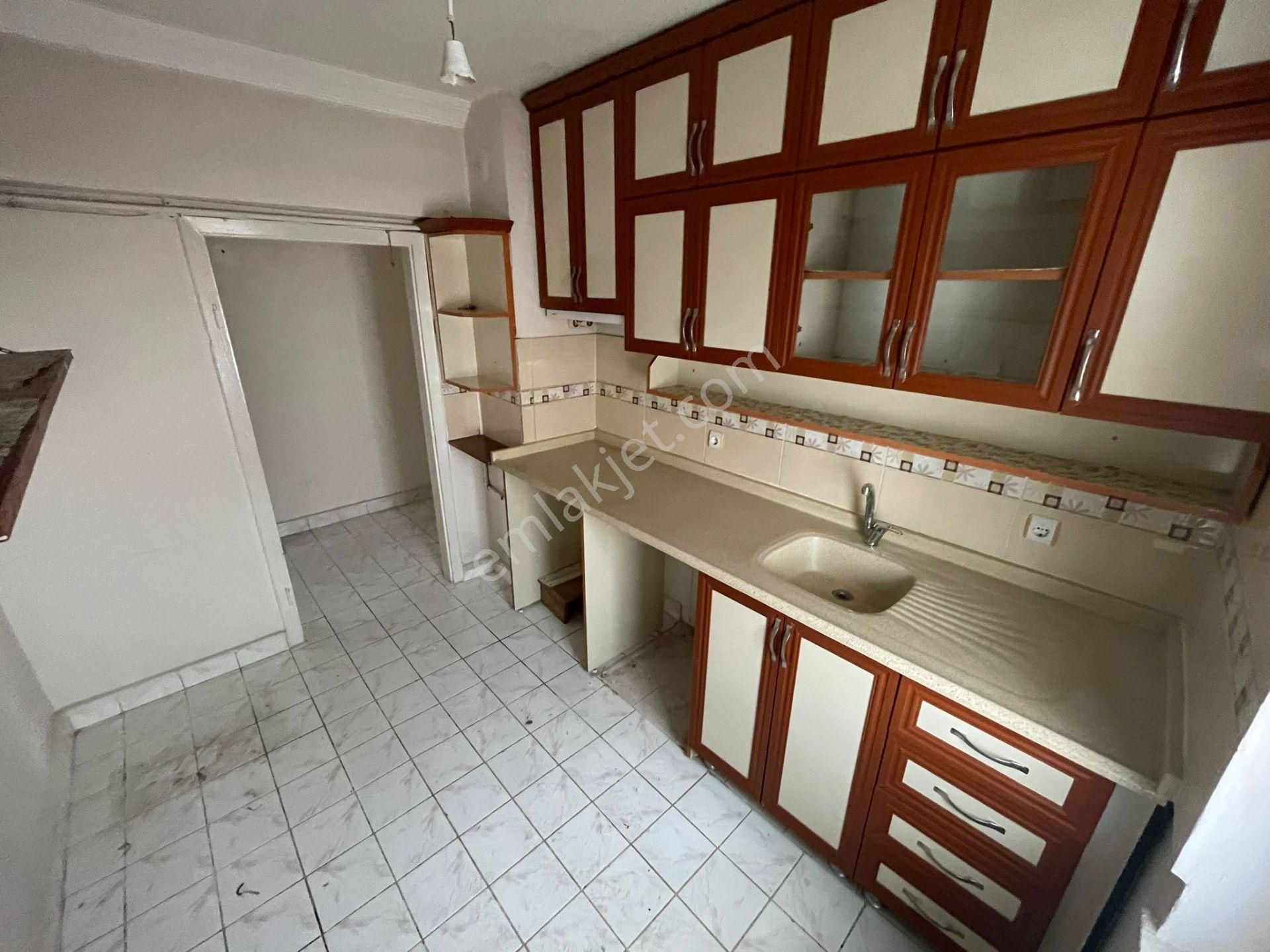 Mareşal Çakmak Mah 2+1 Merkezi Konumda Satılık Daire