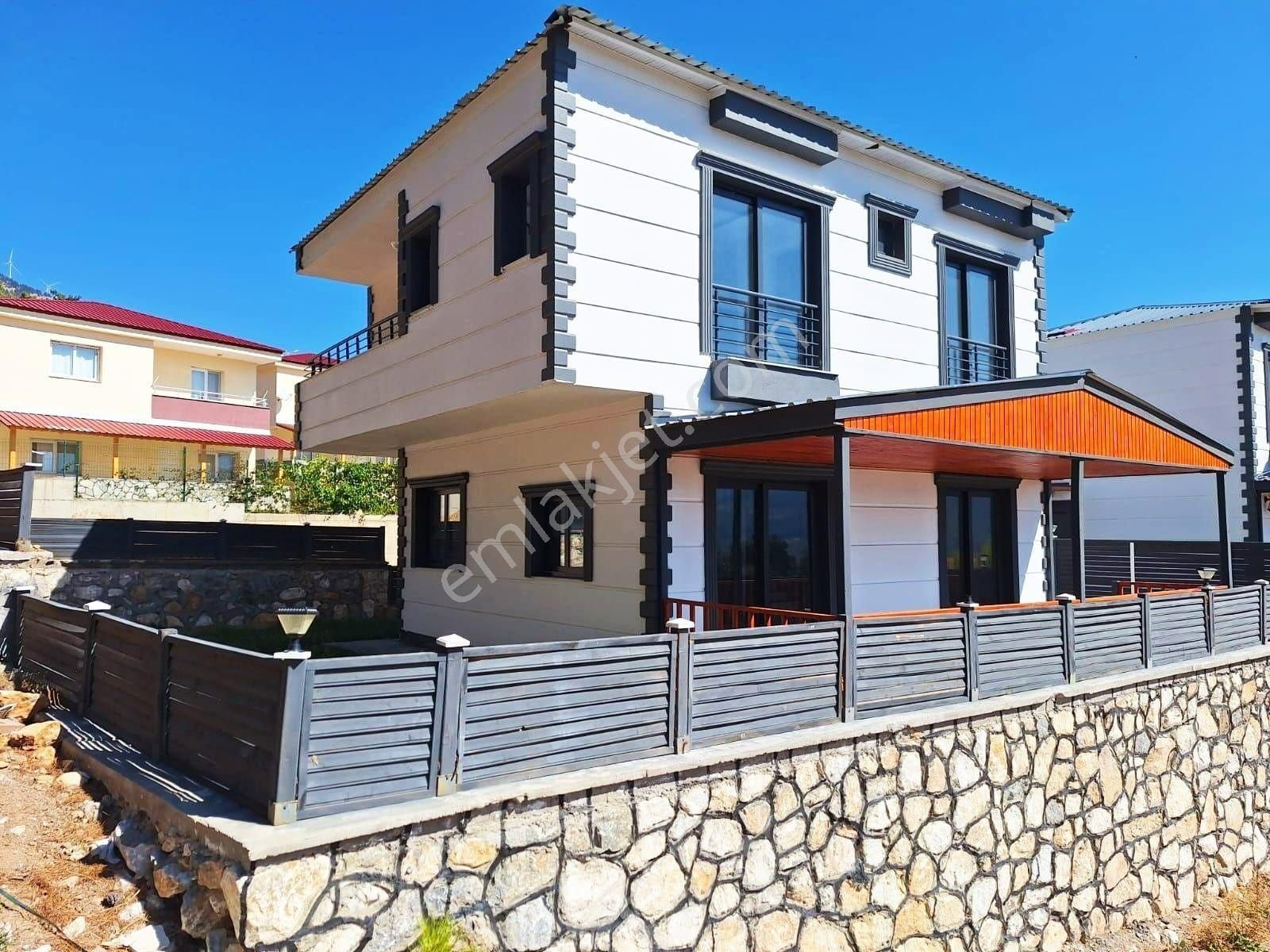 Pozantı Kar Emlaktan Alpu Yaylasında Doğa Manzaralı Ultra Lüks 3+1 Villa