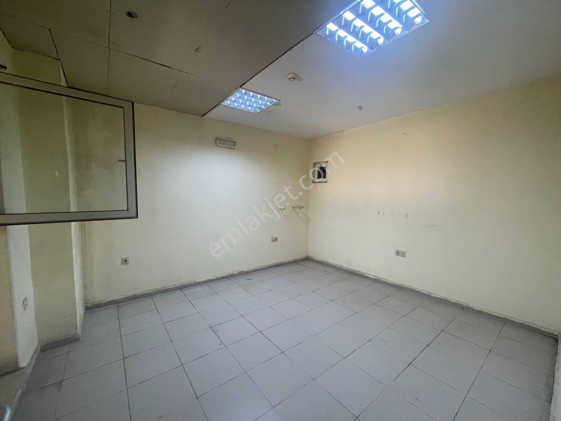 İdenova'dan Çataltepe Sanayi'de Kdv Avantajlı Kiralık Dükkan - Görsel 14