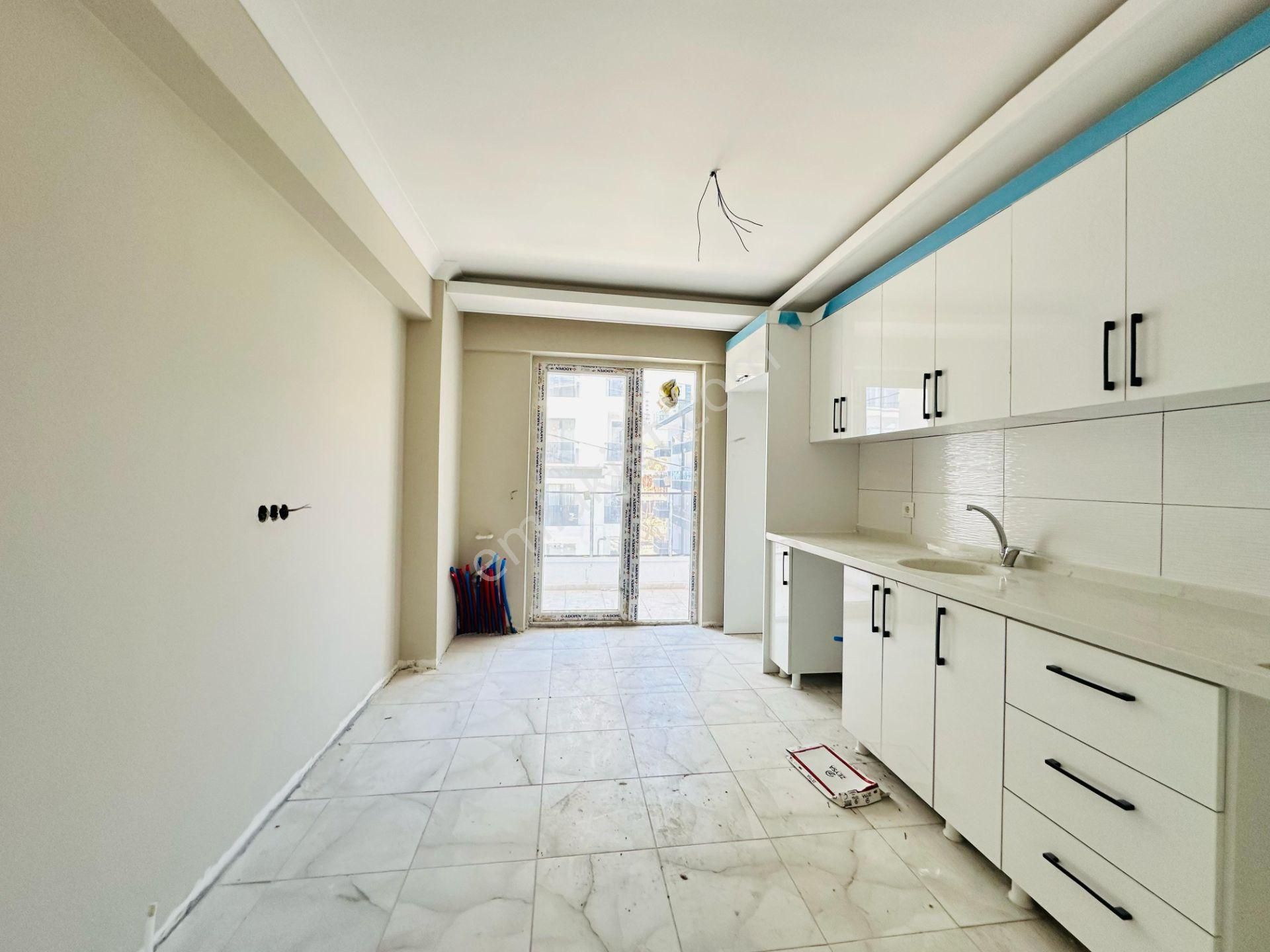 Kalecik Emlak'tan 1.katta Asansörlü G.cephe 2+1 Yapılı Sıfır Daire