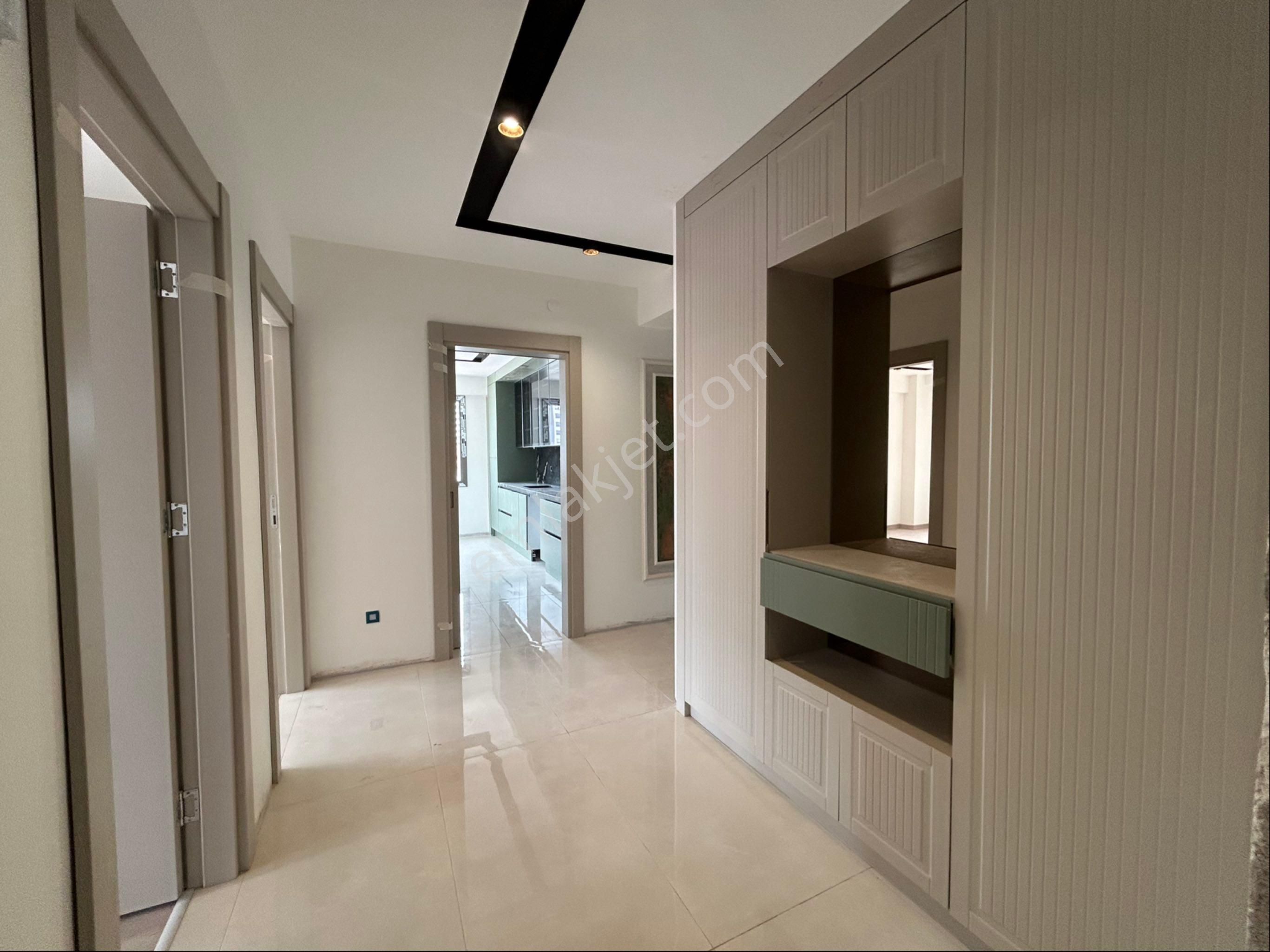 Şeref Yakut Toptancılar Sitesi Girişi Kiralık Daire !