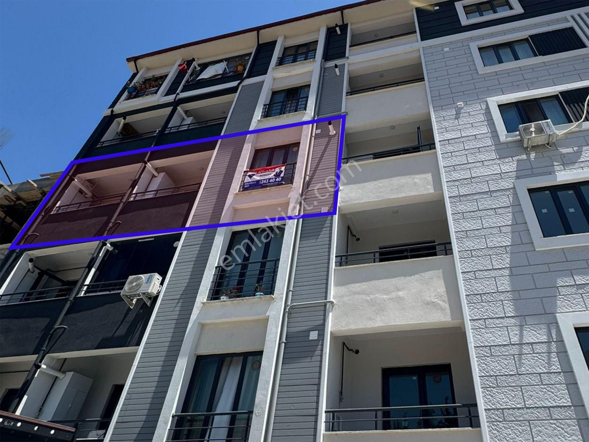 Re/max İnci'den Altıeylül Hacı İlbey Nef Yakını Eşyalı 1+1 Kiralık Daire