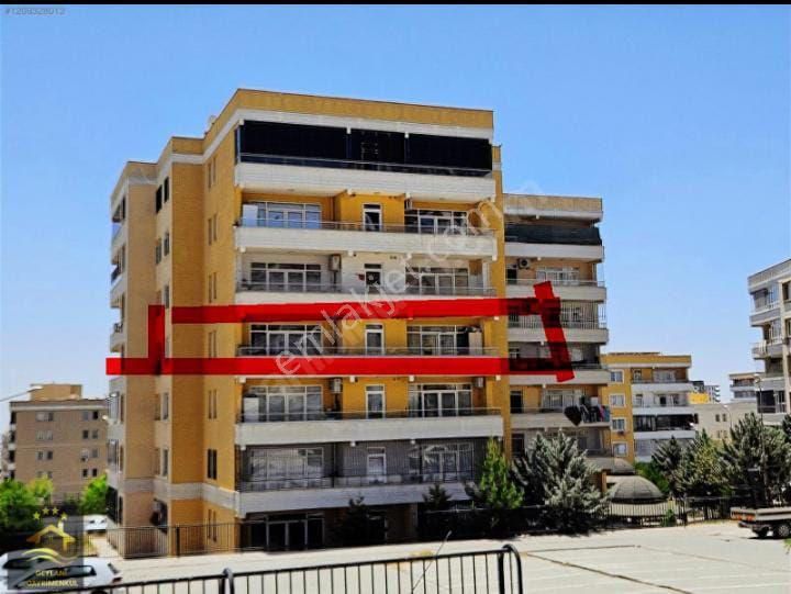 Yeşil Bahçe Gayrimenkulden Satılık 4+1 Acil