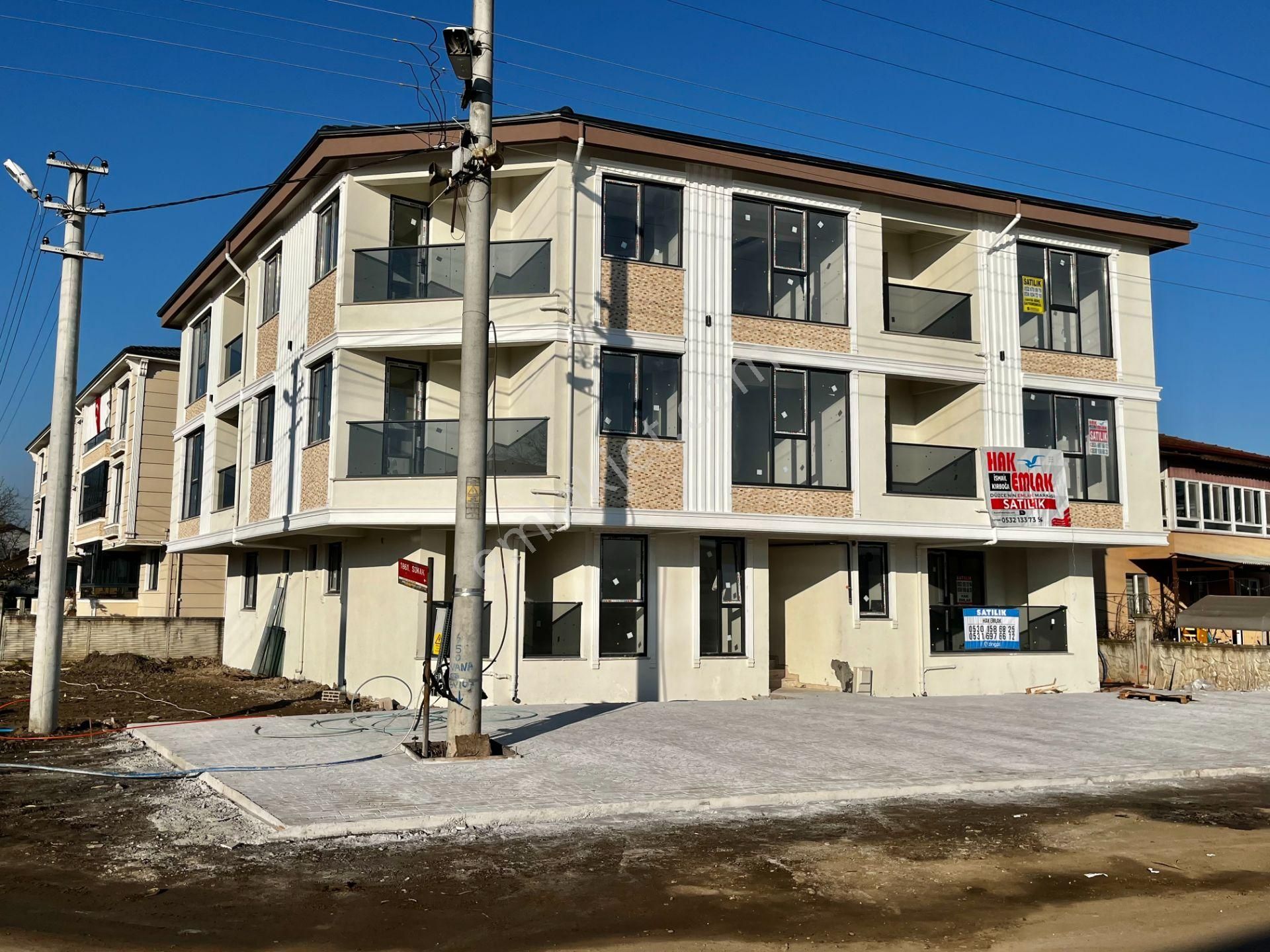 Hak Emlak'tan Derelitütüncü Mahallesinde Kiralık 2+1 Geniş Daire