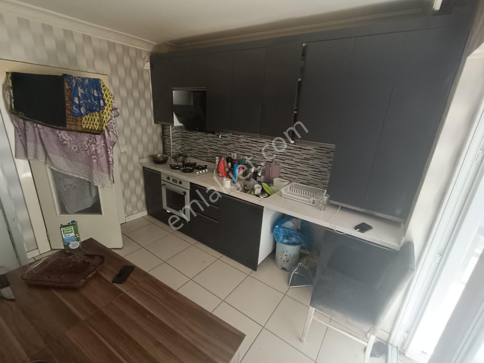 Kuşcağız Mahallesi Ebeveyn Banyolu Cam Balkonlu Asansörlü Krediye Uygun 4+1 140m2 Satılık Daire