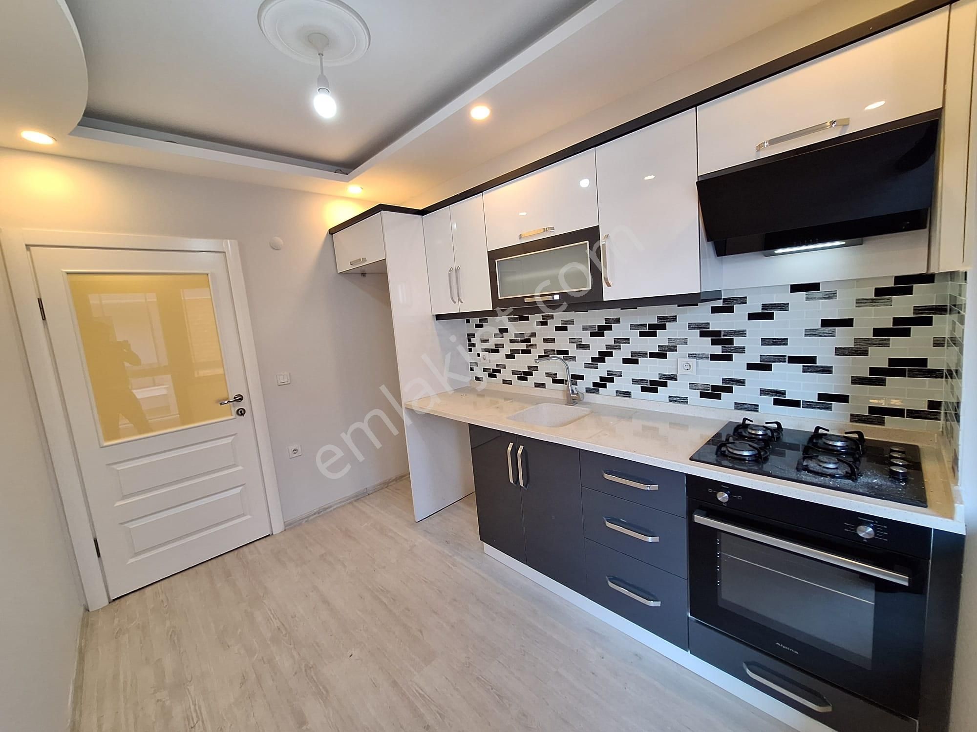 Sadece Kumsaldan Yüksek Kredili Kapalı Cam Balkonlu_2+1_daire