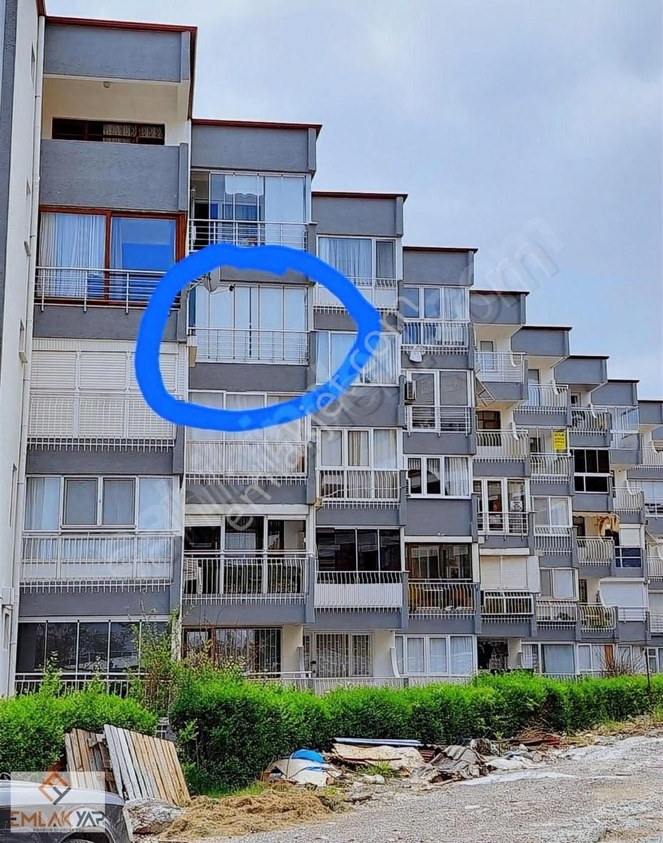 Emlakyap No77'den Site İçinde Deniz Manzaralı Satılık 1+1 Daire