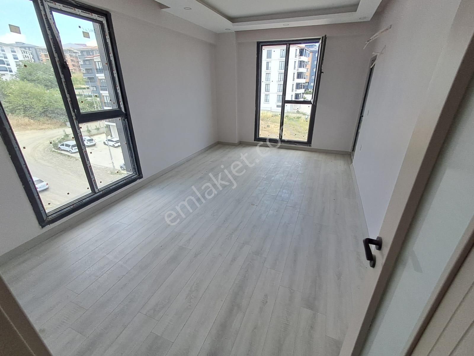 Ekşioğlu 'dan Tekirdağ Süleymanpaşa Atatürk Mahallesinde Kiralık Daire 2+1
