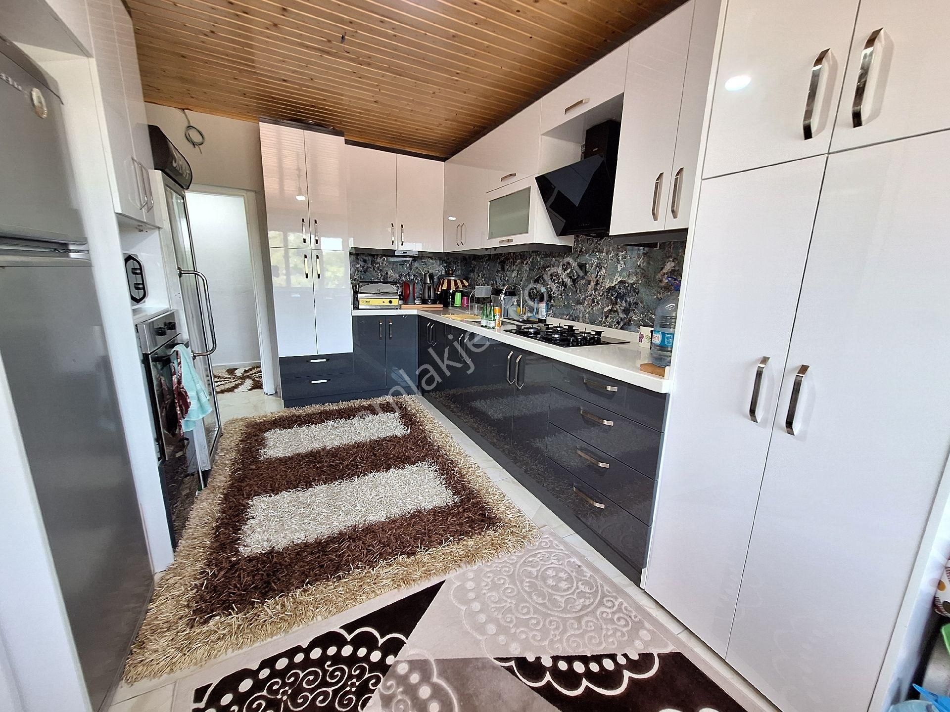 Konyaaltı Doyran Mahallesinde Bahçeli İki Katlı Müstakil Ev - Görsel 17