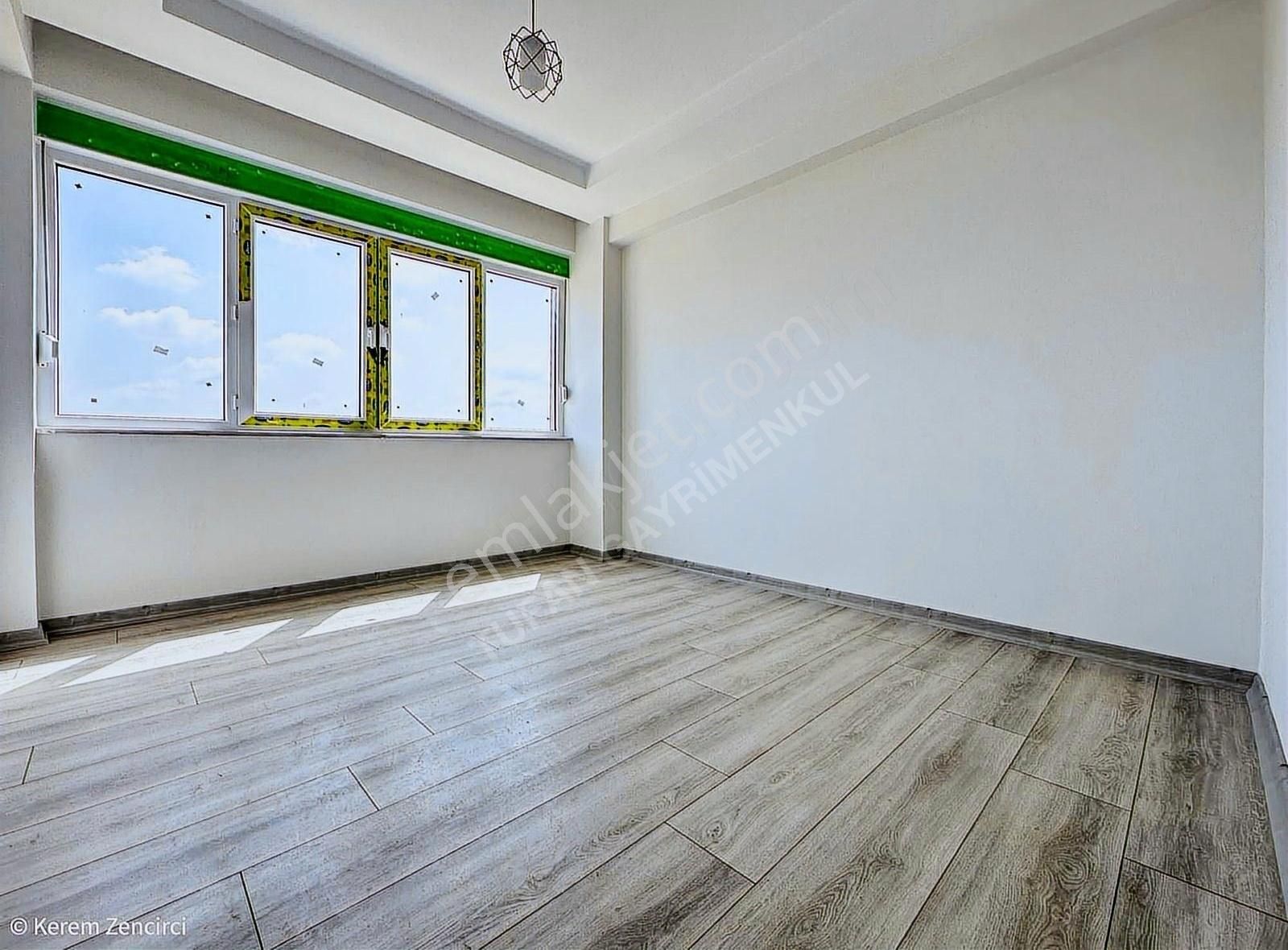 Sarılarda 250m² 5+1 Dubleks Sıfır Daire Teraslı 4 Cephe Kapanmaz