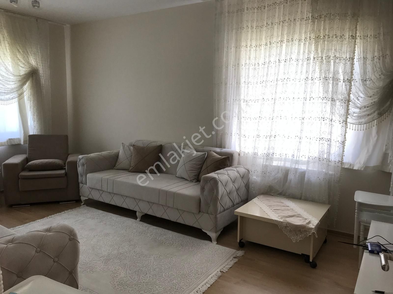 Avrupa Emlak Tan Kiptaş Konutlarında 2+1 Ful Eşyalı Giriş Kat,kombi,balkon,otopark,güvenlik,park Vs