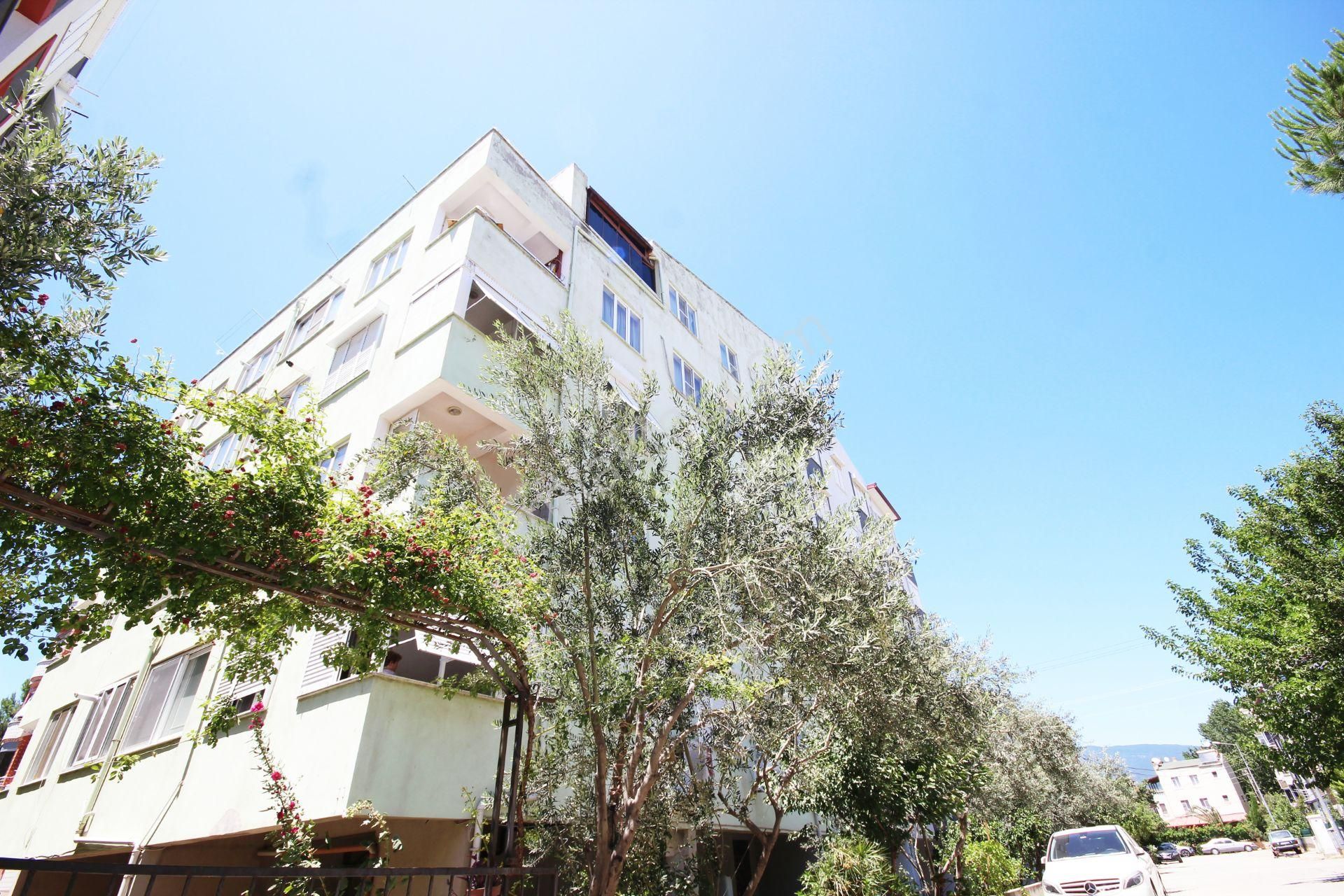 Zirve'den Akçay'da Satılıkmuhteşem Fırsat Kombili Masrafsız 3+1 Daire