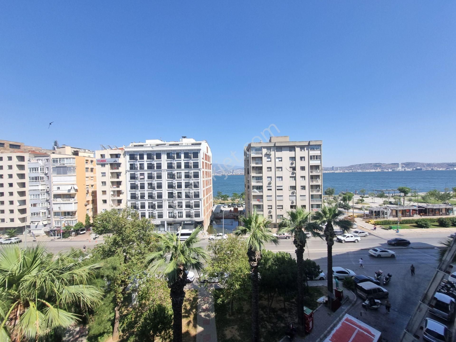 Alaybey’de Deniz Manzaralı Asansörlü Kiralık 3+1 Yalı Dairesi
