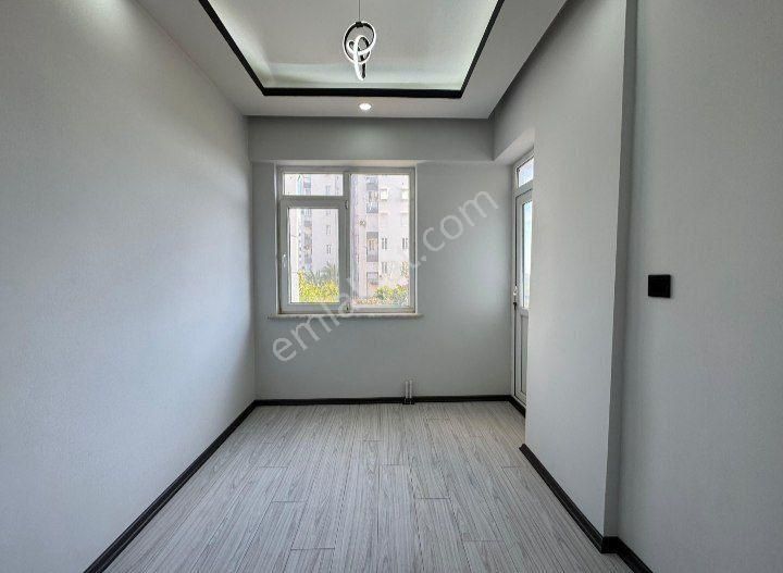 Zeytinburnu Merkezi Konumda 2+1 Kiralık Daire (bu Numarayı Arayın O535.358.94-62 )