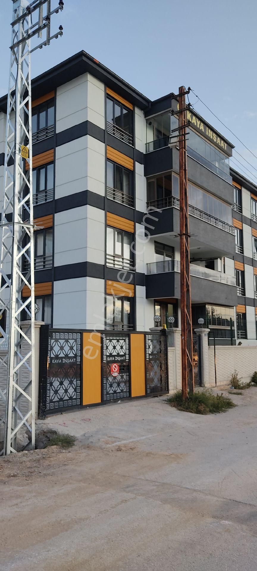 Şehir Hastahanesi Yakınında 3+1 Daire