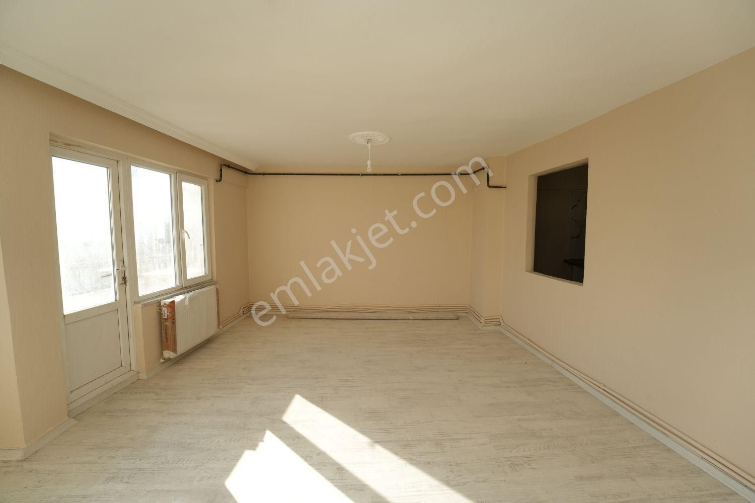 C21 Cius; Ahmet Süren'de İçi Full Yapılı 3+1 Doğalgazlı Daire