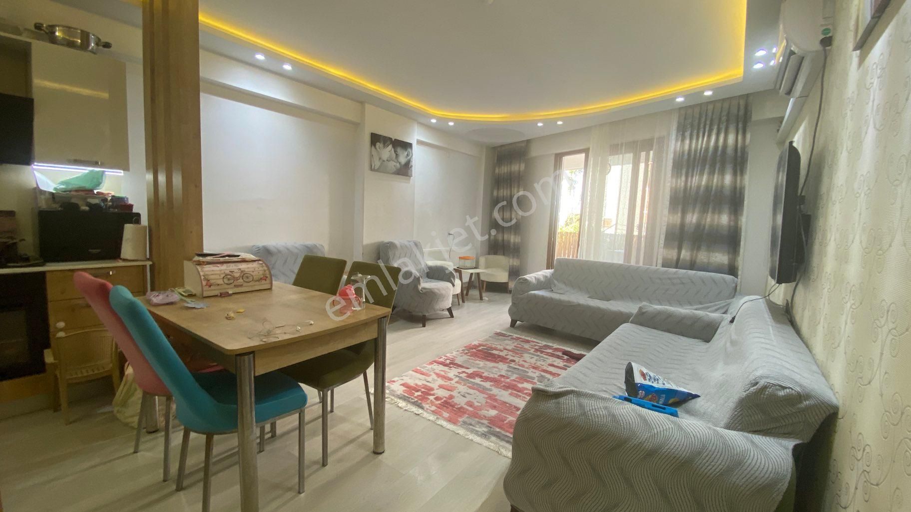 Yıldıztepe Sıralı Marketler Mevkiinde 2+1