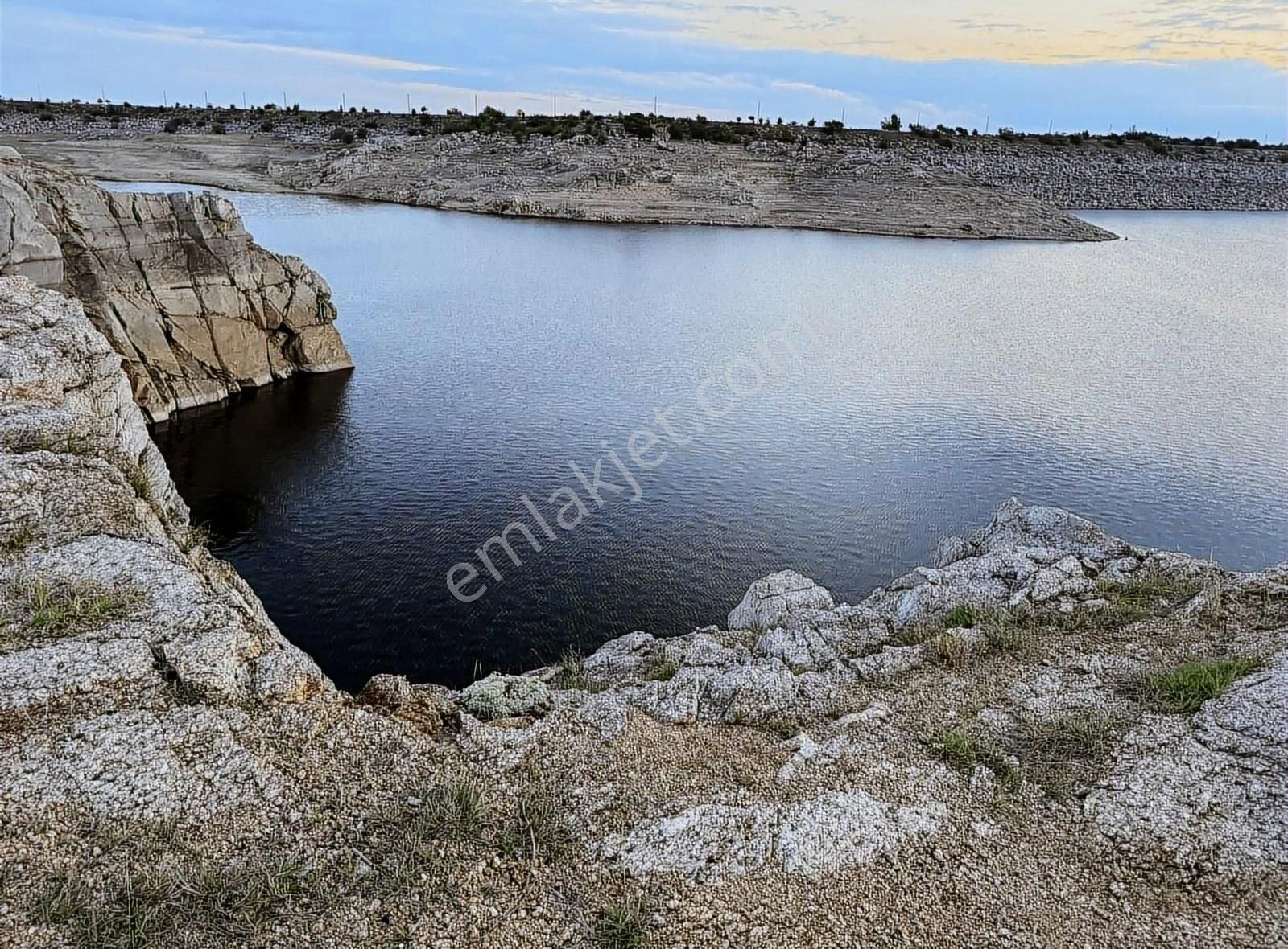 Güneş Emlaktan Harika Çiftlik Ve Bahçe Yeri Hazır Düzen