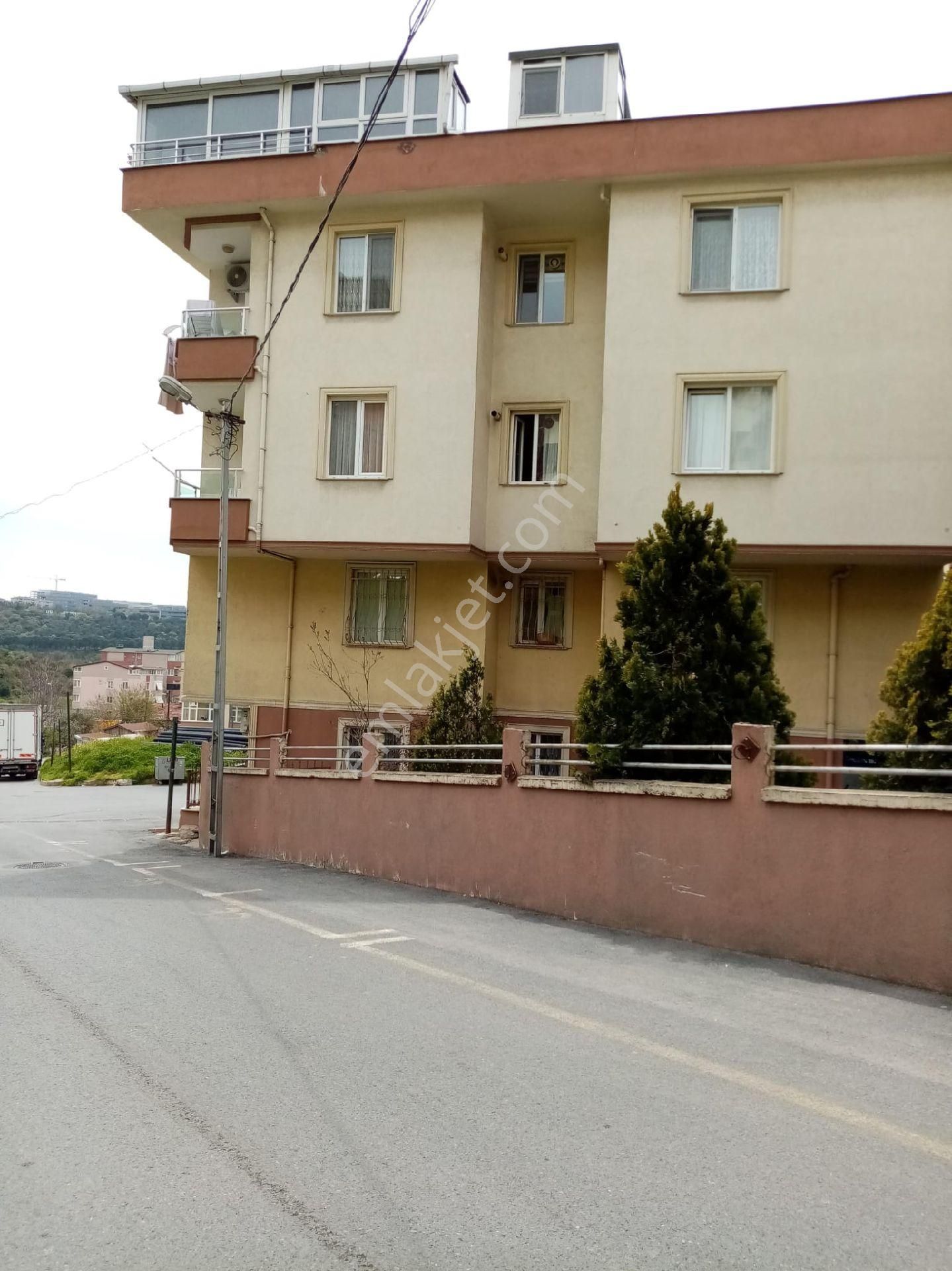 Ataşehir İçerenköy Sağlam Sokak 2+1 Kiralık Daire