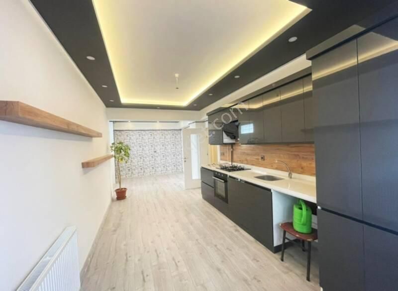 Çorum Cengiz Yapı-şenyurt Mevkisinde Satılık 2+1 Bahçeli Daire