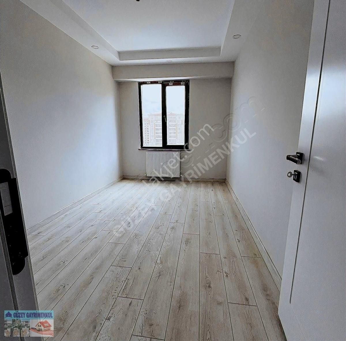 Çorlu Şehsinan Mahalesinde Site İçerisinde Satılık Lüx 3+1 Daire