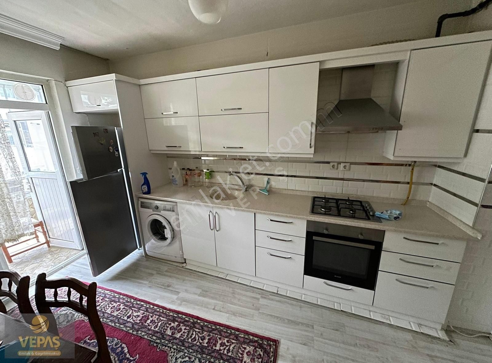 Vepaş Atatürk Mah. Eşyalı Kiralık 3+1 Daire