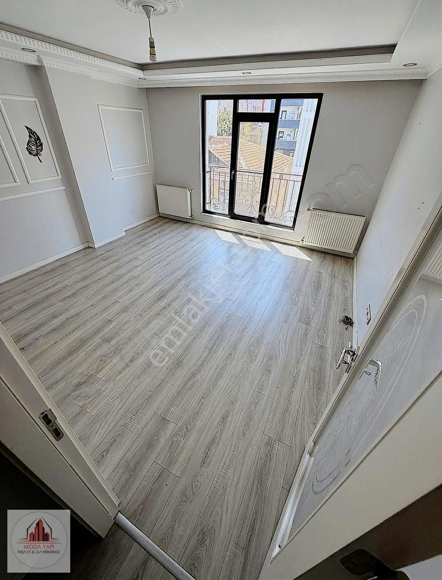 Akş.mah Arakat 5 Yıılık Bina 2+1 Balkonlu Güney Cephe 2+1 Daire.